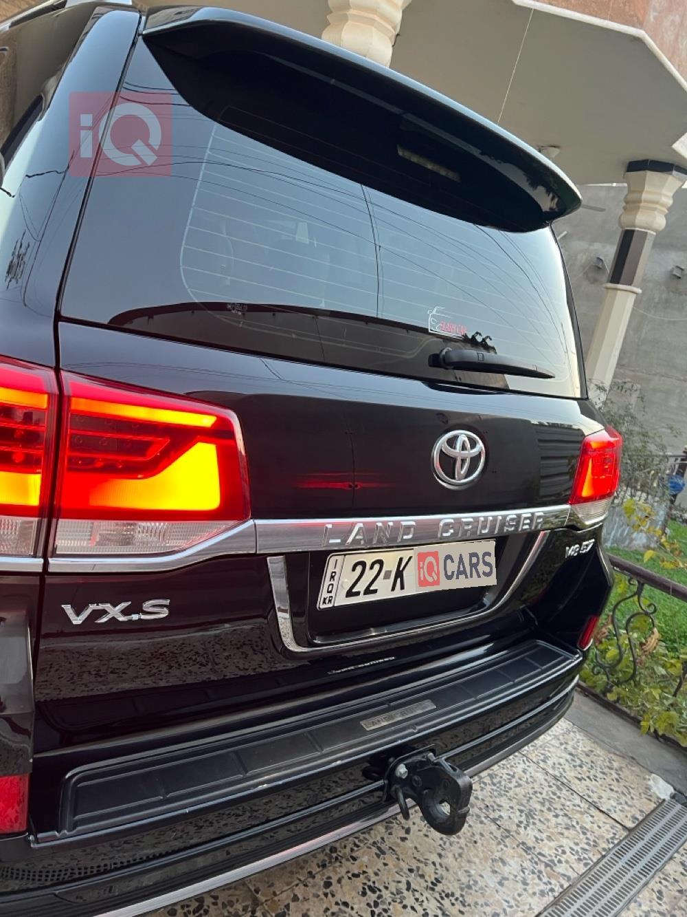 تويوتا لاندكروزر